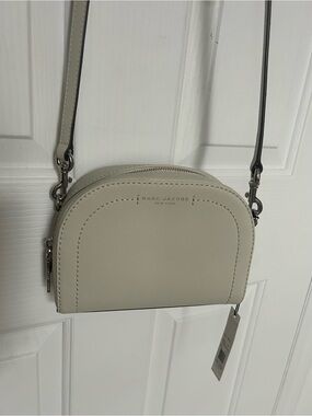 NWT MARC JACOBS Women Leather Crossbody Bag, Cream